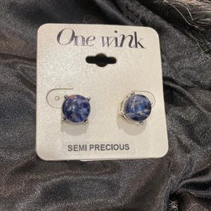 One Wink brand earrings made of semi precious stone